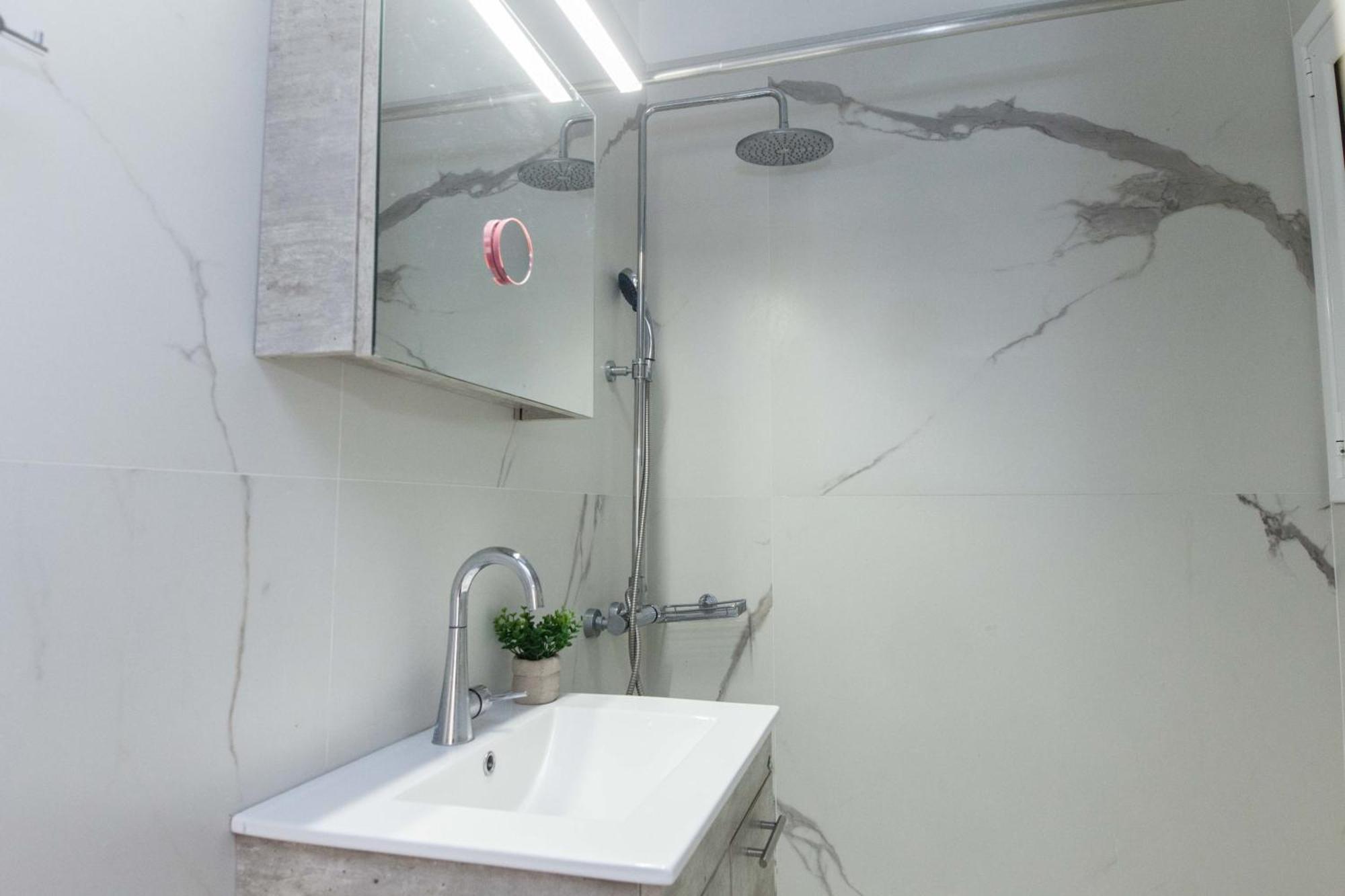 Apartment Palaio Faliro Gem 1 Bd With Balcony