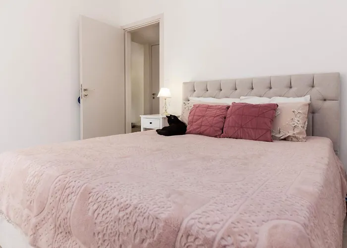 Palaio Faliro Gem 1 Bd Apt With Balcony